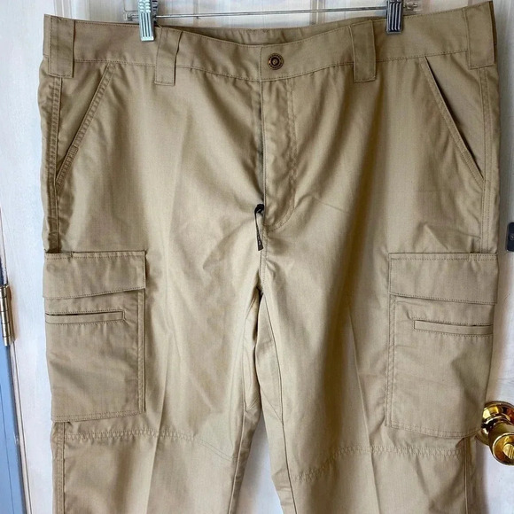 Proper RevTac Pant Men’s Duty Cargo Pants Ripstop NWOT Size 20/42” Pockets Beige - Picture 11 of 12
